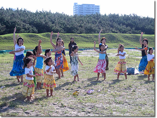 フラサークル プルメリア ハマフラ リポート2009 in Makuhari Beach