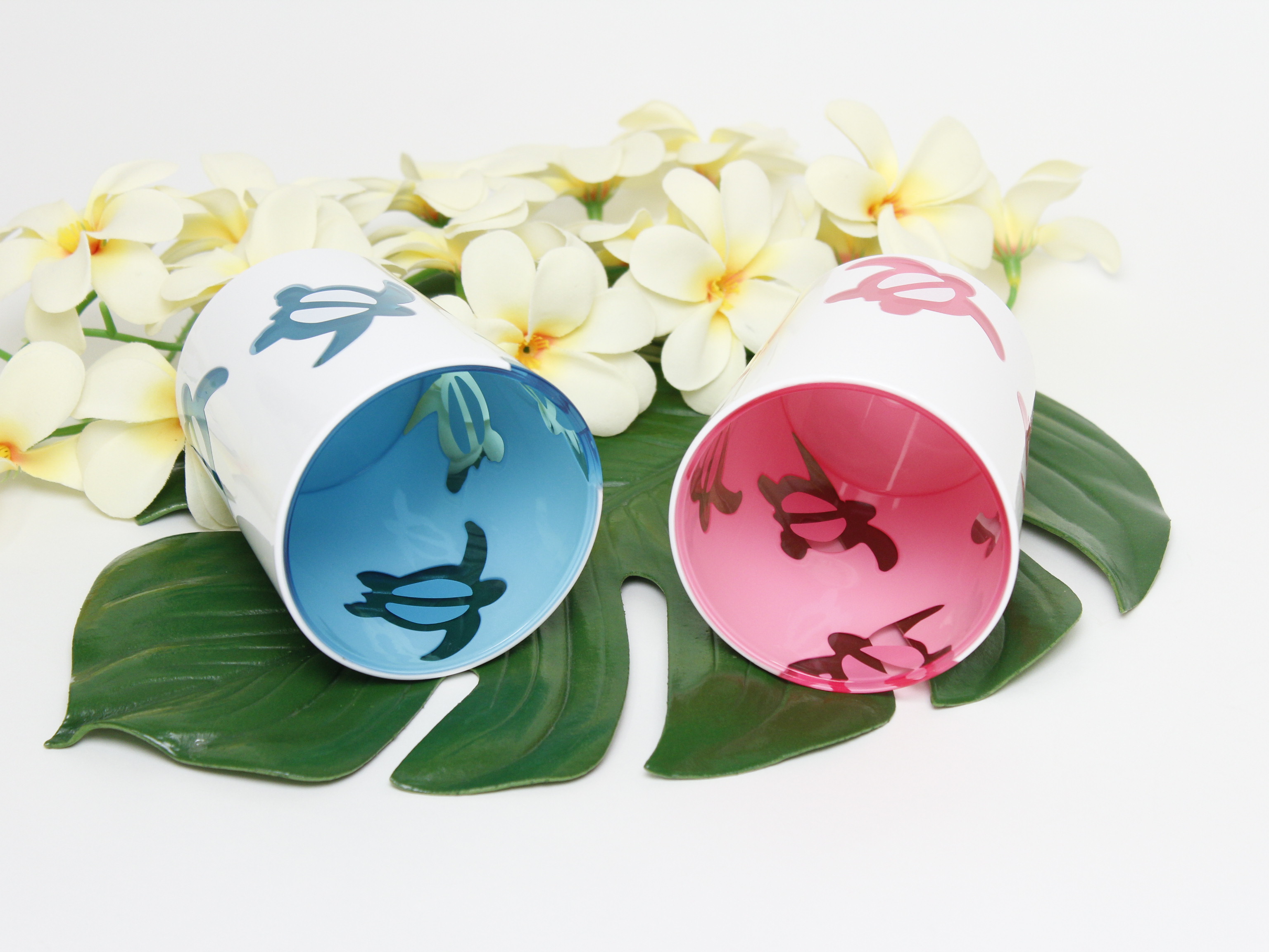 フラレフア（フラハワイ）アクリル バスアイテム タンブラー ホヌ｜フラとハワイアンスタイル専門店 ララフラ