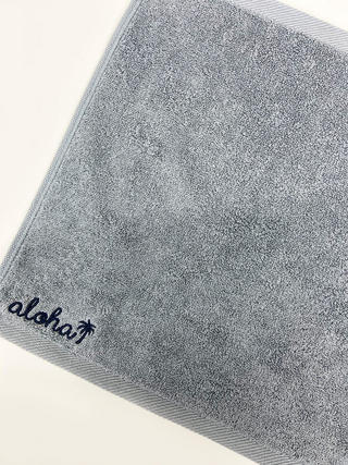 ハワイアン刺繍ハンドタオル アロハロゴ グレー