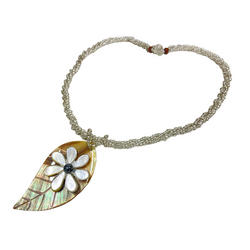 ピュアビーズネックレス リーフ＆ティアレ クリアホワイト