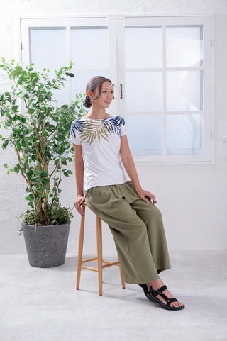 PUKANA ノースリーブストレッチTシャツ ラウアエ ブラック ML&XL