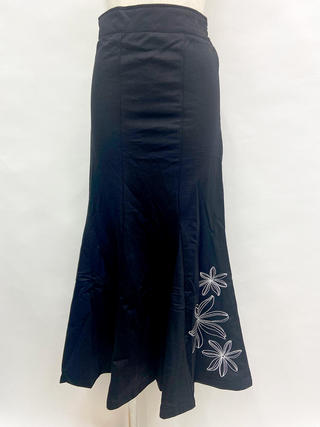 裏毛マーメイドスカート トリプルティアレ ブラック